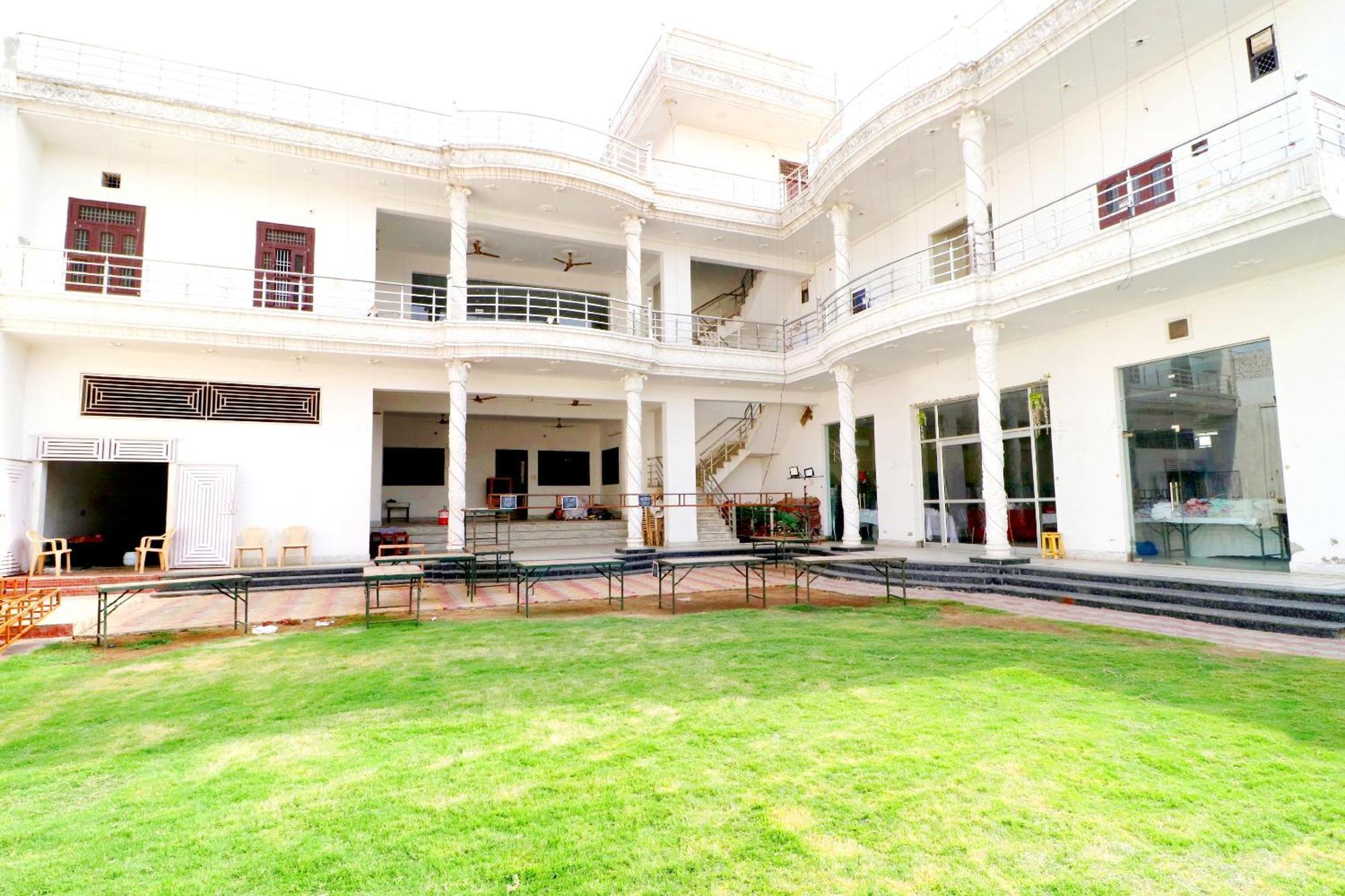 Hotel O Pushp Vatika Bhiwani Eksteriør billede