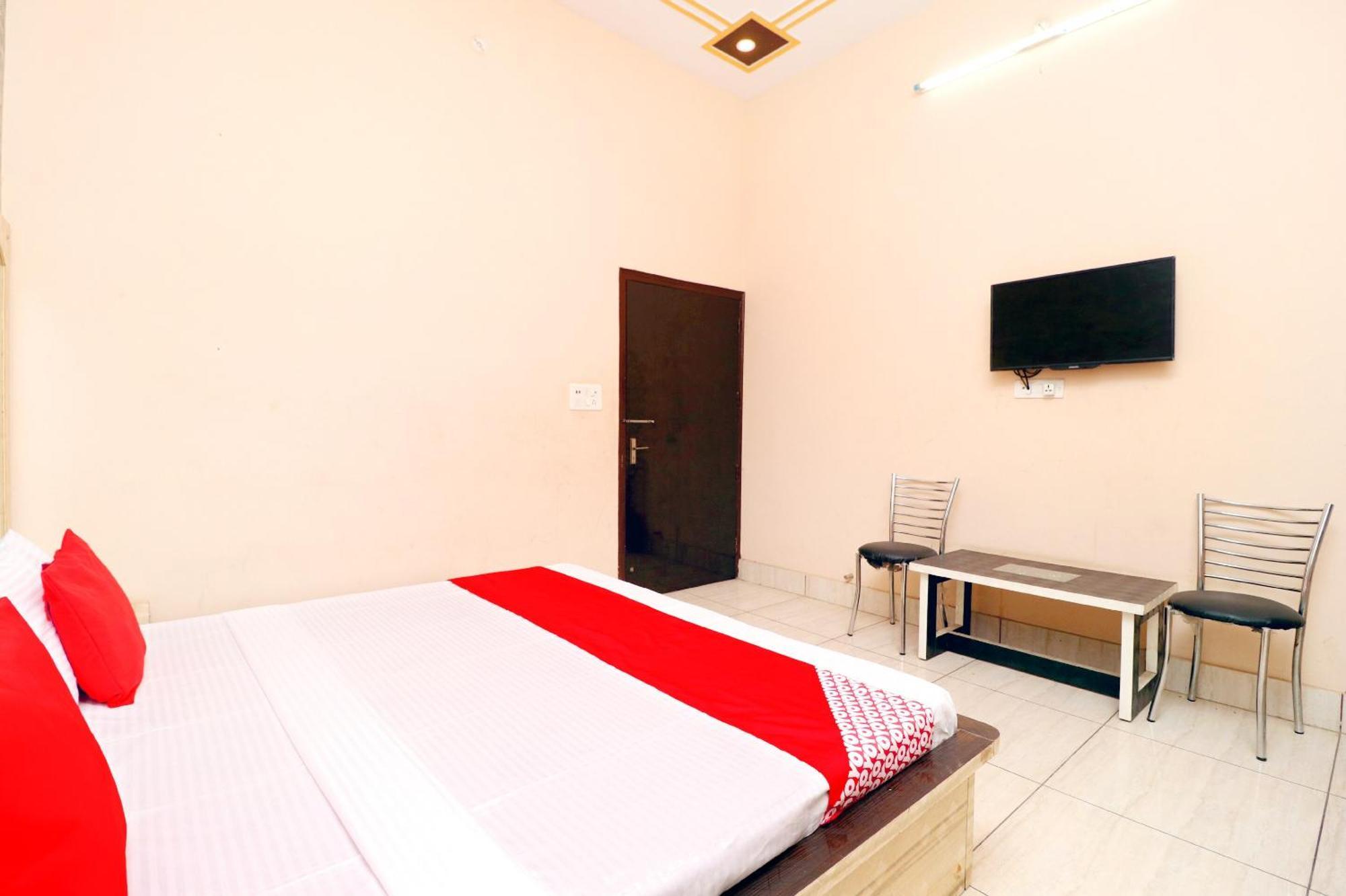 Hotel O Pushp Vatika Bhiwani Eksteriør billede